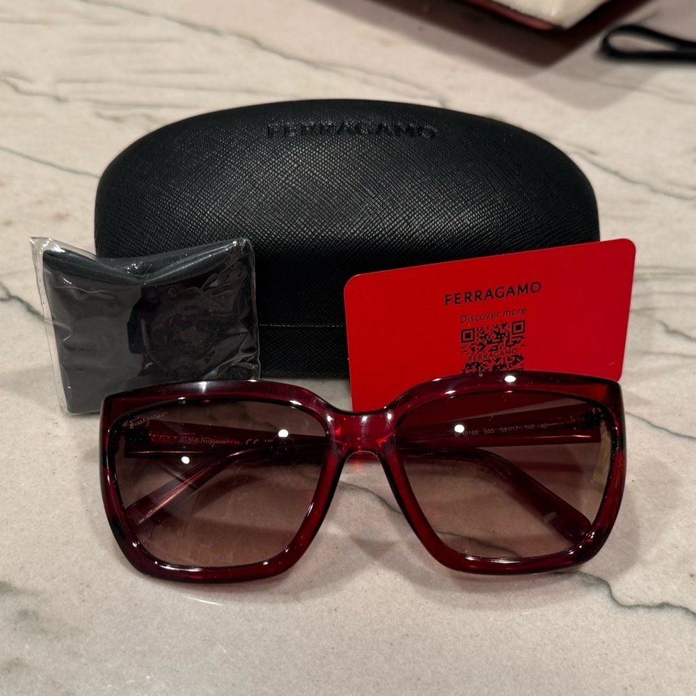 Salvatore Ferragamo SF1018S Sunglasses in Crystal Wine with Grey Gradient Lenses - Picture 2 of 16